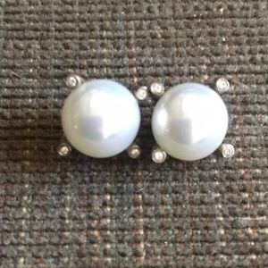 Authentic David Yurman Pearl Earrings w/diamonds